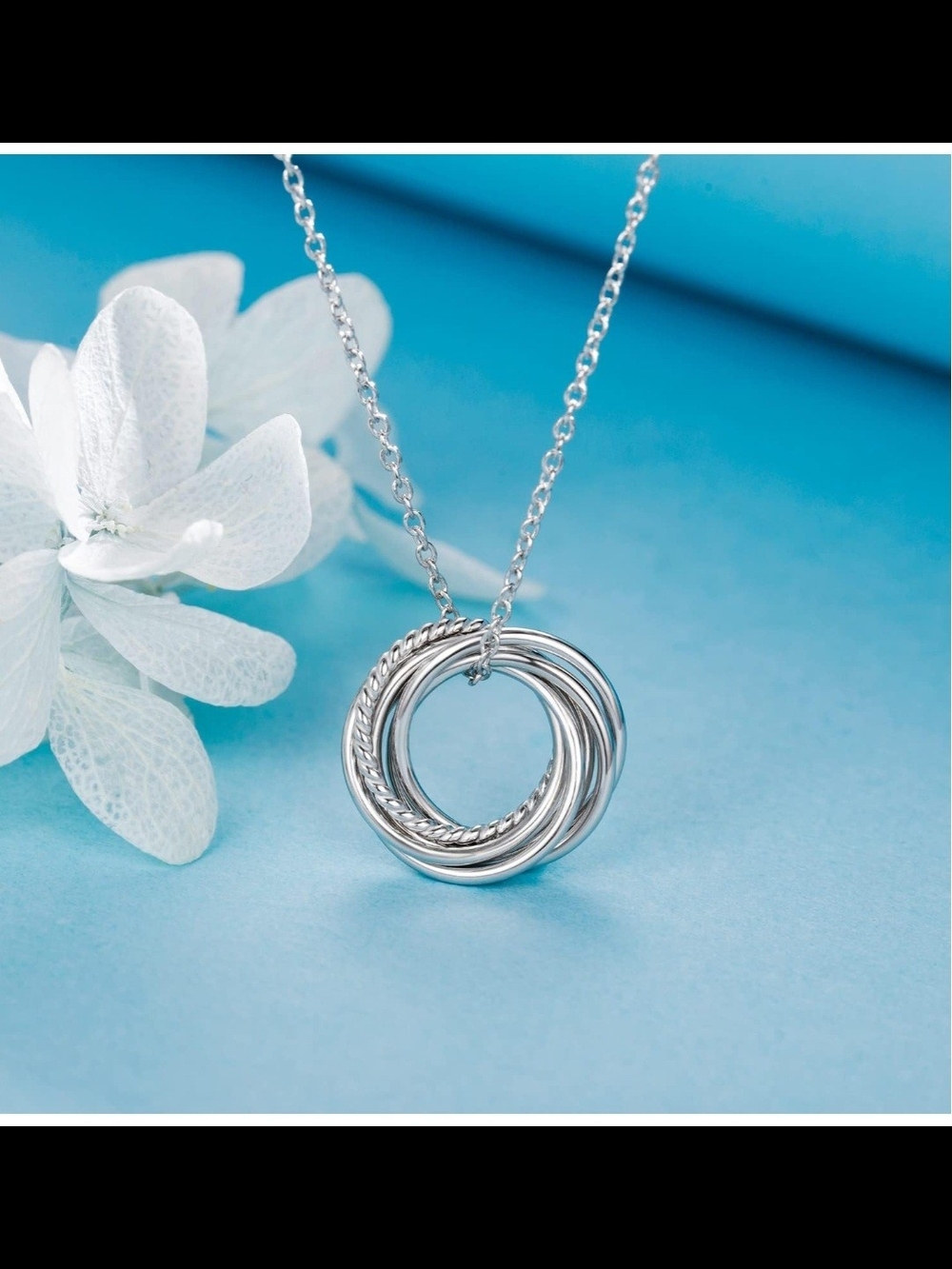 Classic Multi-Ring Pendant Necklace - Silver